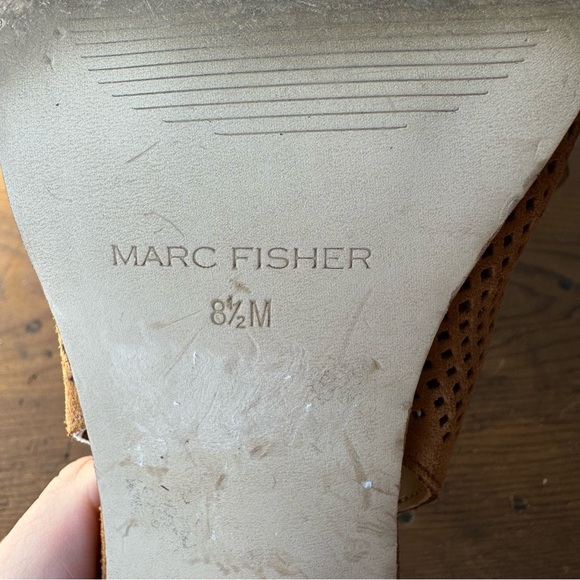Marc fisher // brown suede leather laser cut block heel peep toe shoes sz 8.5 - Picture 7 of 7